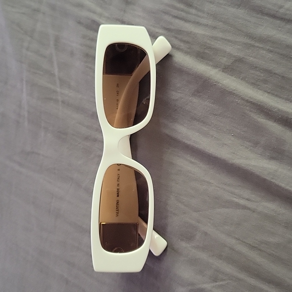 VALENTINO SUNGLASSES